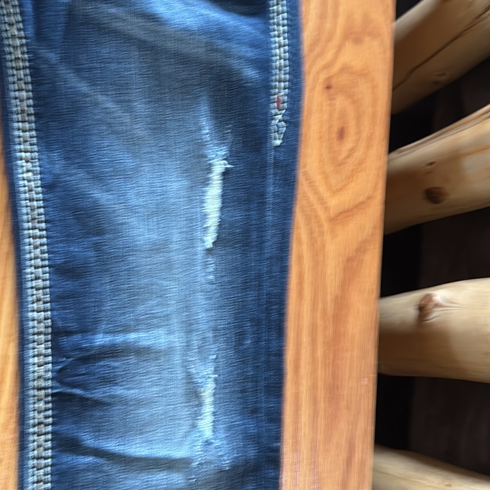 Ladies Rock Revival jeans, size 28 hemmed to a 30 length like new hardly worn. - Picture 16 of 16